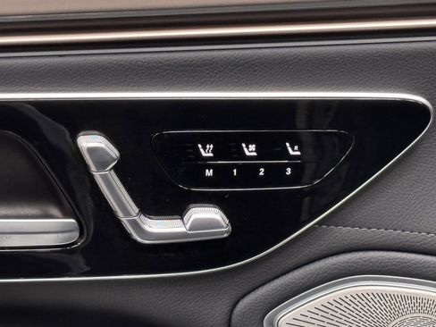 Certified 2023 Mercedes-Benz EQS 580 580 image 22