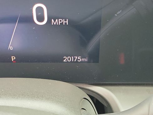 Used 2024 Buick Encore GX Preferred FWD image 25