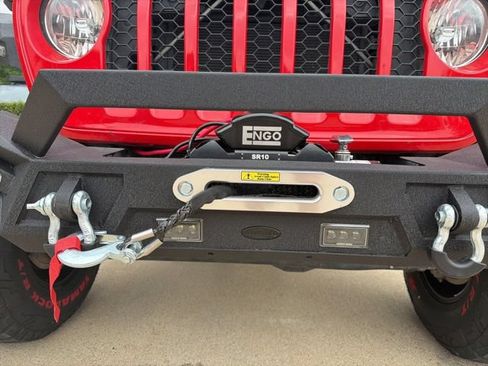Used 2020 Jeep Gladiator Sport w/ Quick Order Package 24S AWD/4WD image 12