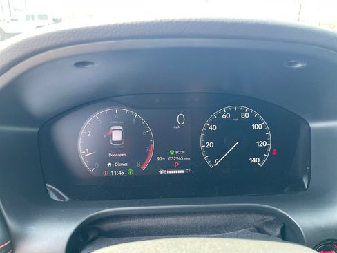 Used 2023 Honda HR-V Sport image 18