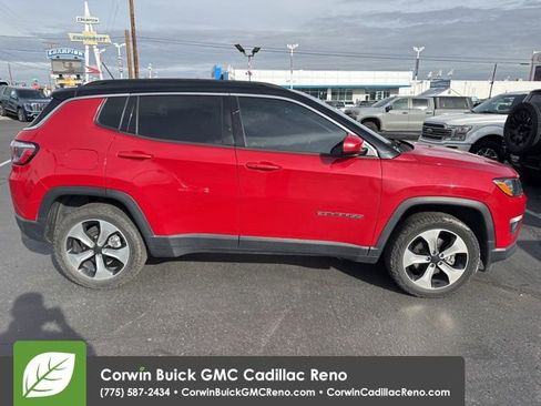 Used 2018 Jeep Compass Latitude w/ Cold Weather Group image 5