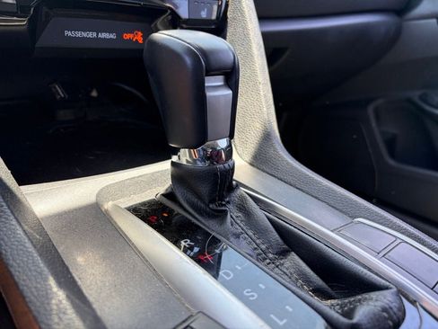 Used 2020 Honda Civic EX image 9