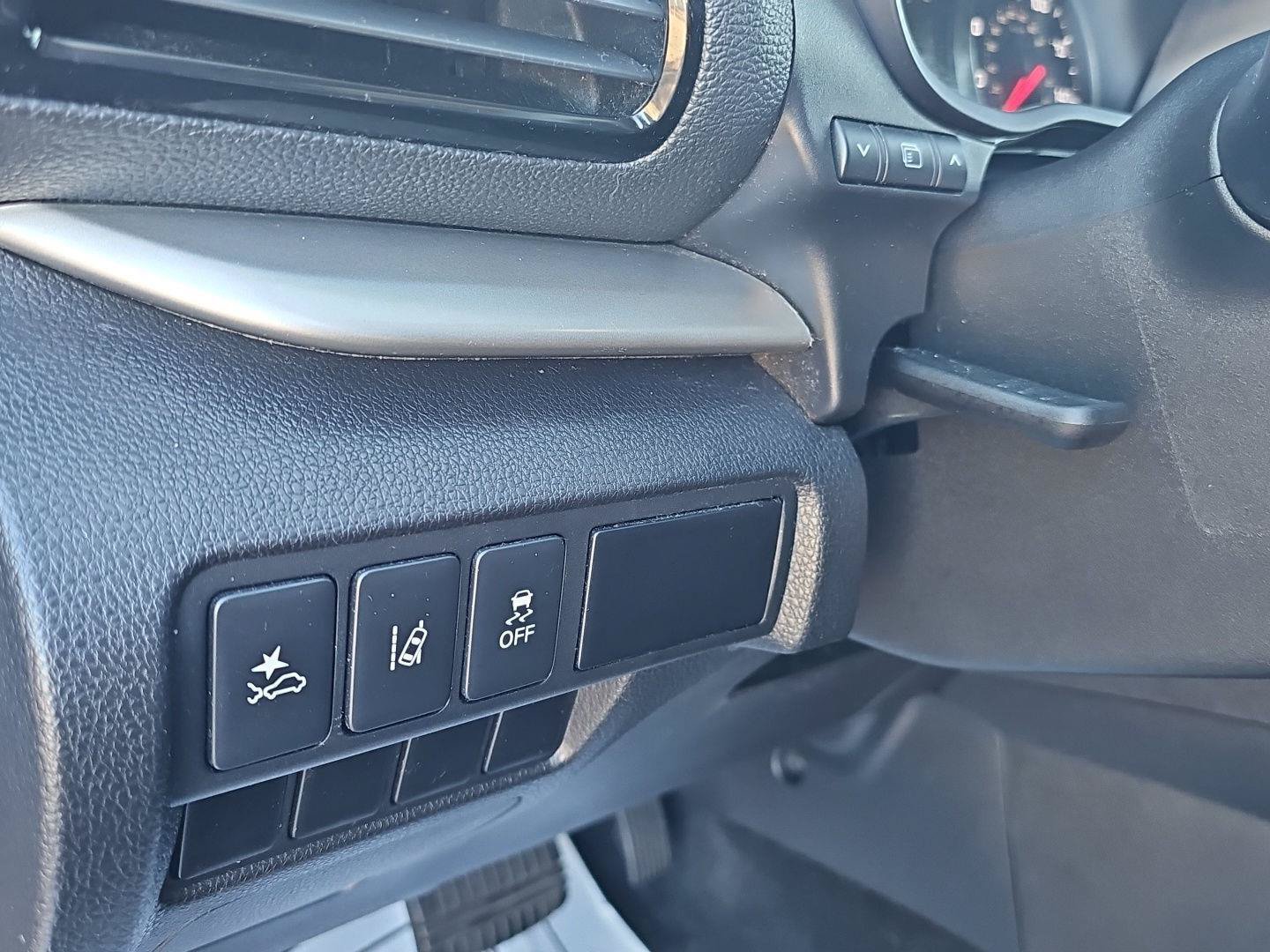 Used 2023 Mitsubishi Eclipse Cross LE AWD/4WD image 25