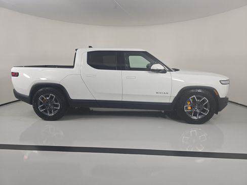 Used 2024 Rivian R1T Adventure AWD/4WD image 6