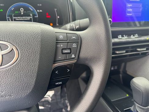 Certified 2025 Toyota Camry LE FWD image 27