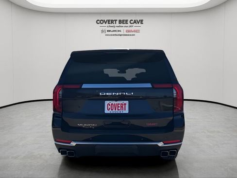 New 2026 GMC Yukon Denali w/ Sun & Power Step Package image 8