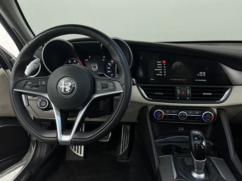 Used 2018 Alfa Romeo Giulia Ti Sport w/ Quick Order Package 22S Sport image 5