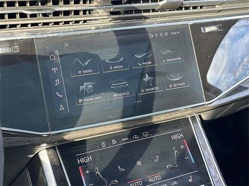 Used 2023 Audi Q7 2.0T Premium w/ Convenience Package image 29