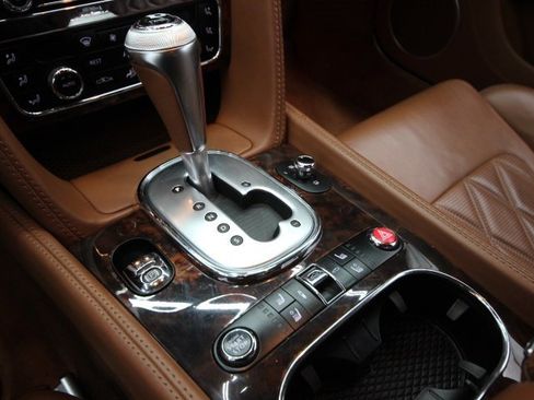 Used 2014 Bentley Continental GT image 21