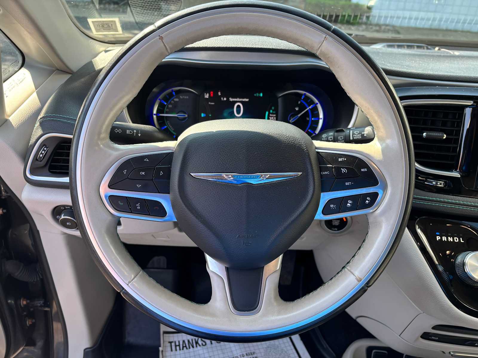 Used 2020 Chrysler Pacifica Limited w/ Advanced Safetytec Group FWD image 25