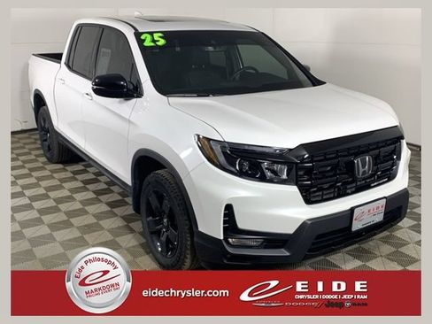 Used 2025 Honda Ridgeline Black Edition image 1