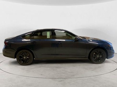 New 2025 Honda Accord SE image 6