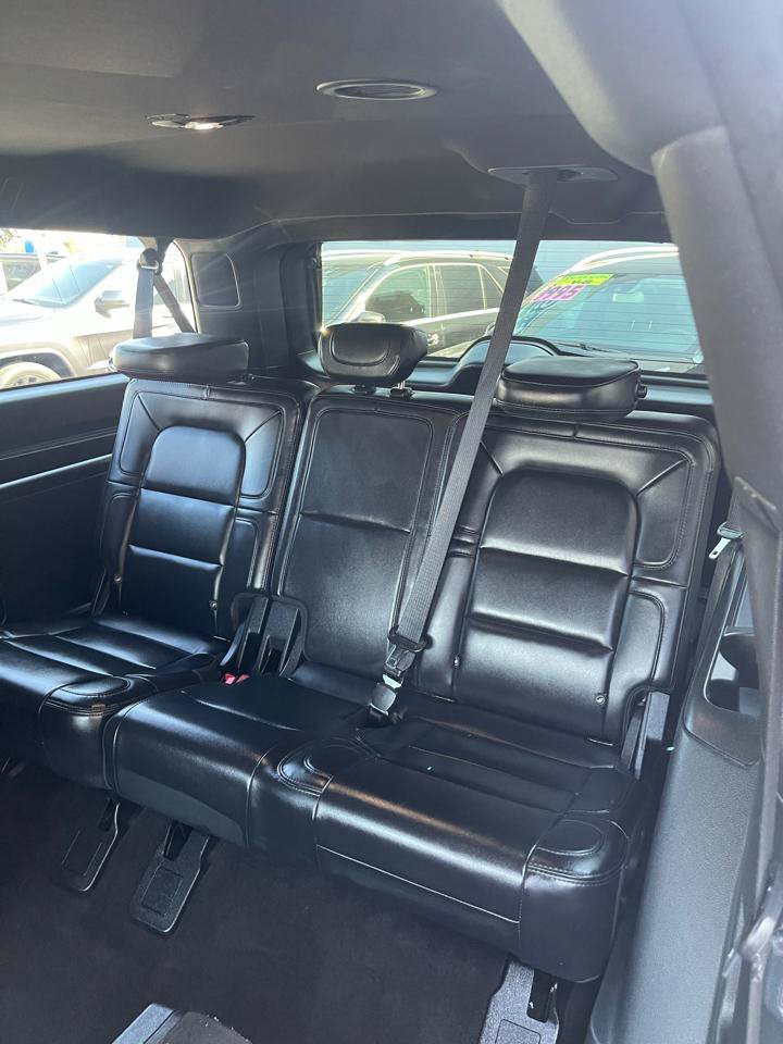 Used 2021 Lincoln Navigator L Reserve AWD/4WD image 15