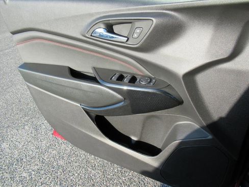 New 2026 Chevrolet Trax RS w/ Sunroof Package image 26