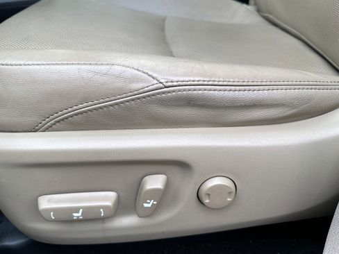 Used 2018 Toyota 4Runner Limited image 12