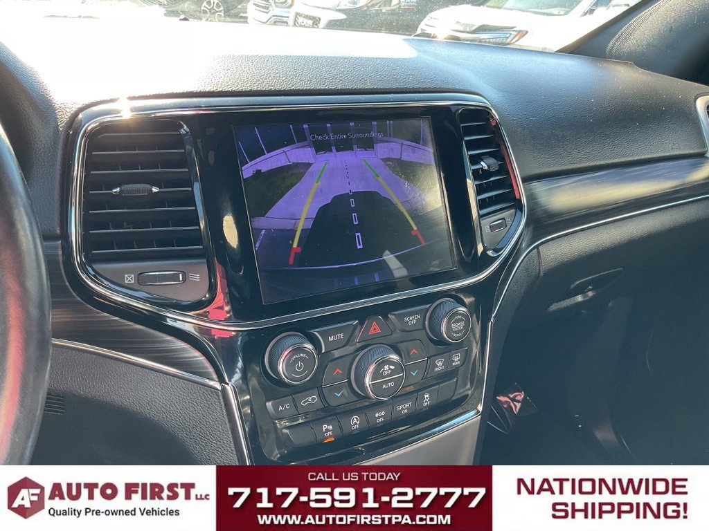 Used 2019 Jeep Grand Cherokee Limited w/ Luxury Group II AWD/4WD image 25
