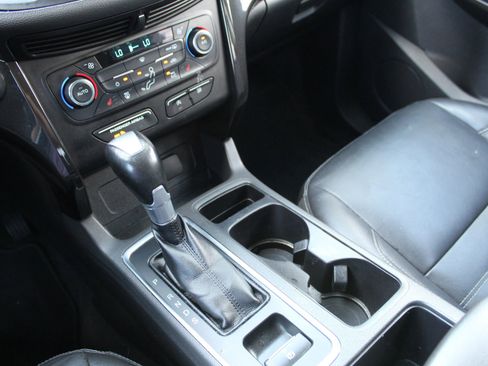 Used 2017 Ford Escape Titanium FWD image 31
