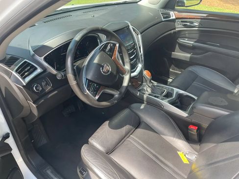 Used 2016 Cadillac SRX Premium FWD image 11