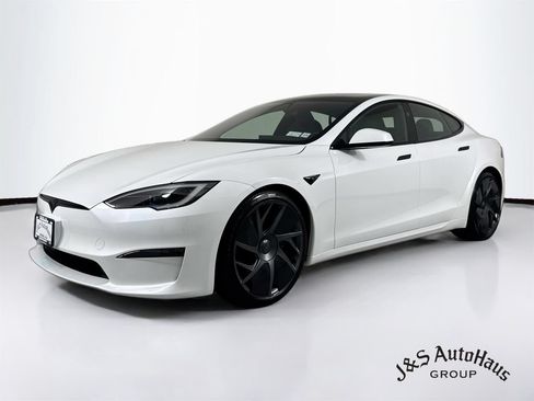 Used 2026 Tesla Model S AWD/4WD image 3
