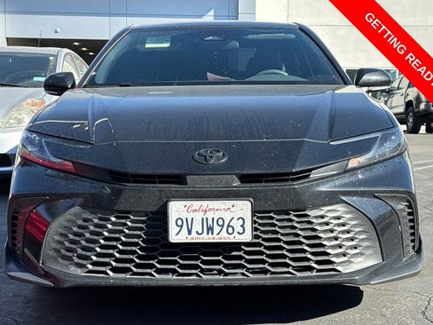 Certified 2025 Toyota Camry SE image 5