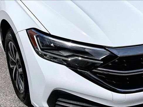 Certified 2024 Volkswagen Jetta S image 12