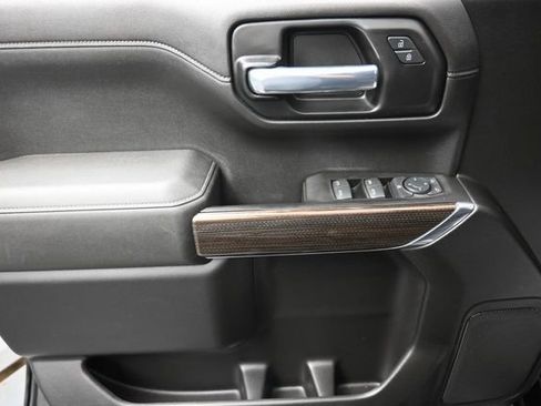 Used 2021 Chevrolet Silverado 1500 LT Trail Boss w/ Bed Protection Package AWD/4WD image 13