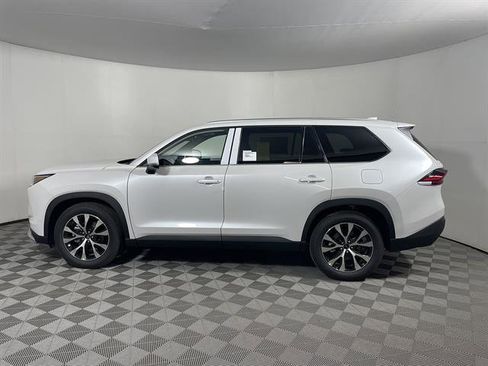 New 2026 Toyota Grand Highlander AWD Hybrid image 4
