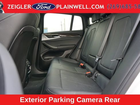 Used 2025 BMW X4 xDrive30i AWD/4WD image 12
