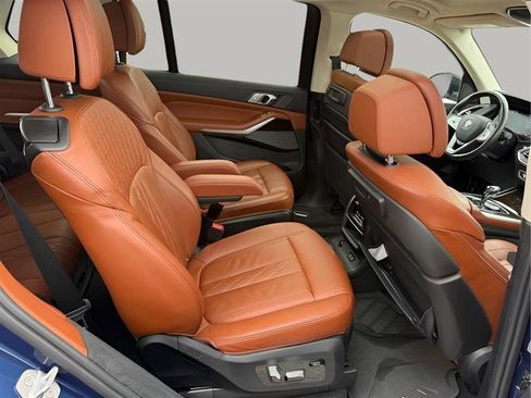 Used 2020 BMW X7 xDrive40i w/ Premium Package AWD/4WD image 44