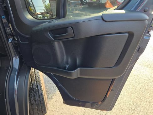 Used 2026 RAM ProMaster 1500 w/ Convenience Group FWD image 5