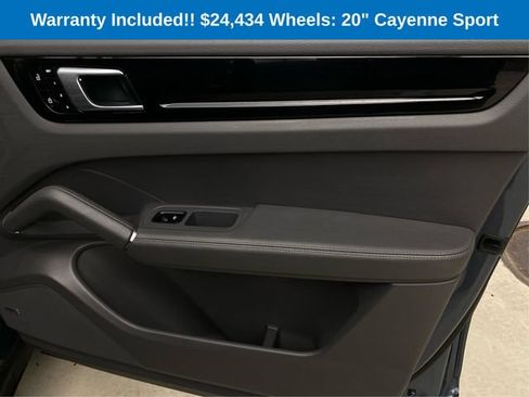 Used 2019 Porsche Cayenne AWD/4WD image 28