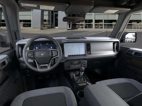 New 2026 Ford Bronco Base image 9