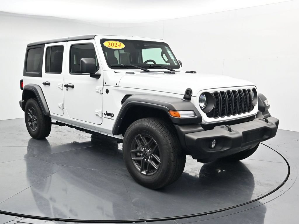 Used 2024 Jeep Wrangler Unlimited Sport AWD/4WD image 2