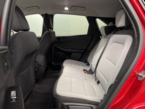 Used 2023 Ford Escape Active image 26