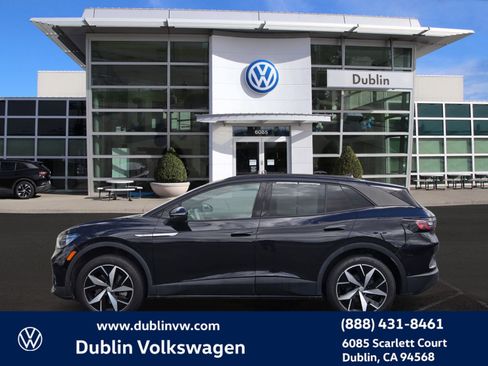 Used 2023 Volkswagen ID.4 Pro S image 7