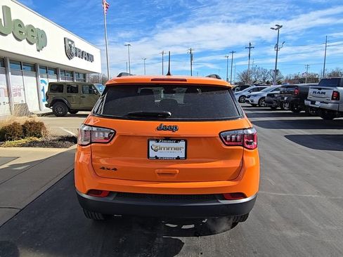 New 2026 Jeep Compass Latitude AWD/4WD image 7