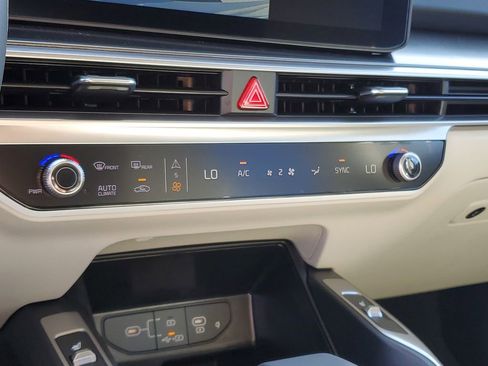 New 2026 Kia Sorento S image 18