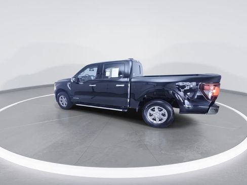 Used 2024 Ford F150 XLT w/ Equipment Group 302A MID image 7