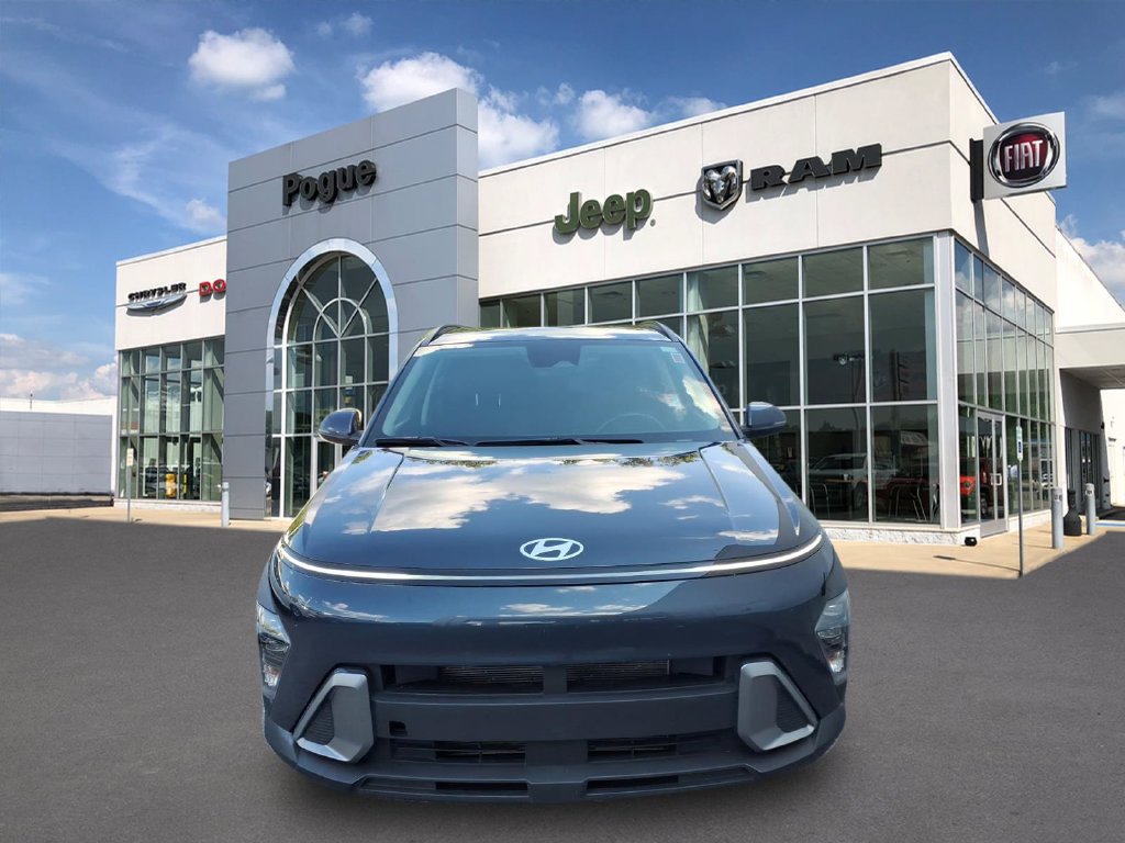 Used 2025 Hyundai Kona SEL FWD image 8