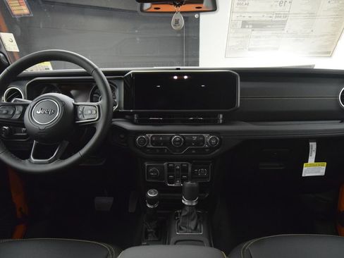 New 2026 Jeep Gladiator Sport AWD/4WD image 40