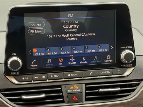 Used 2024 Nissan Altima 2.5 SV image 21