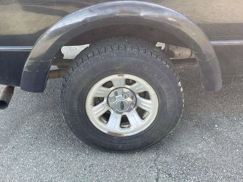 Used 2005 Ford Ranger XL image 9