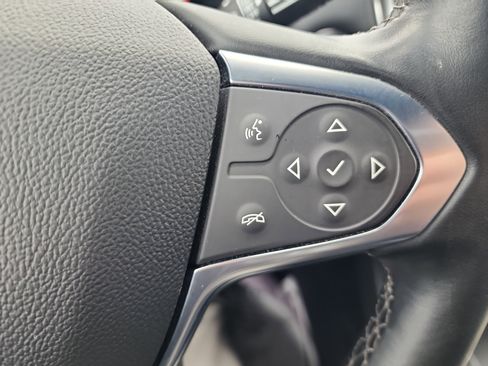 Certified 2024 Chevrolet Traverse LT image 20