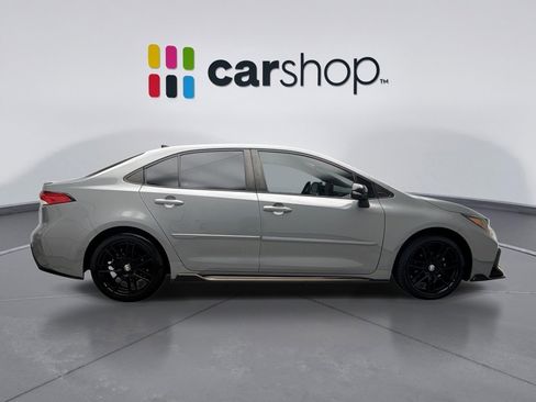 Used 2022 Toyota Corolla SE image 6