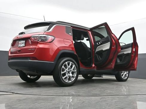 Used 2025 Jeep Compass Limited AWD/4WD image 71