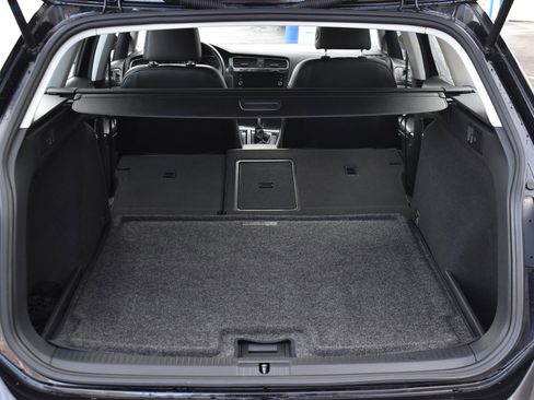 Used 2019 Volkswagen Golf Alltrack SE image 10