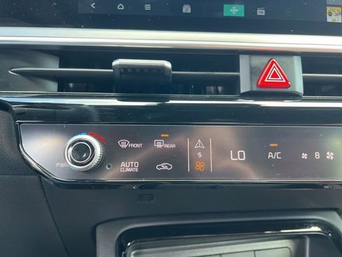 Certified 2025 Kia K5 GT-Line w/ GT-Line Premium Package FWD image 24