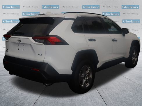 Used 2023 Toyota RAV4 XLE image 6