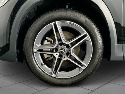Used 2023 Mercedes-Benz GLA 250 4MATIC image 11
