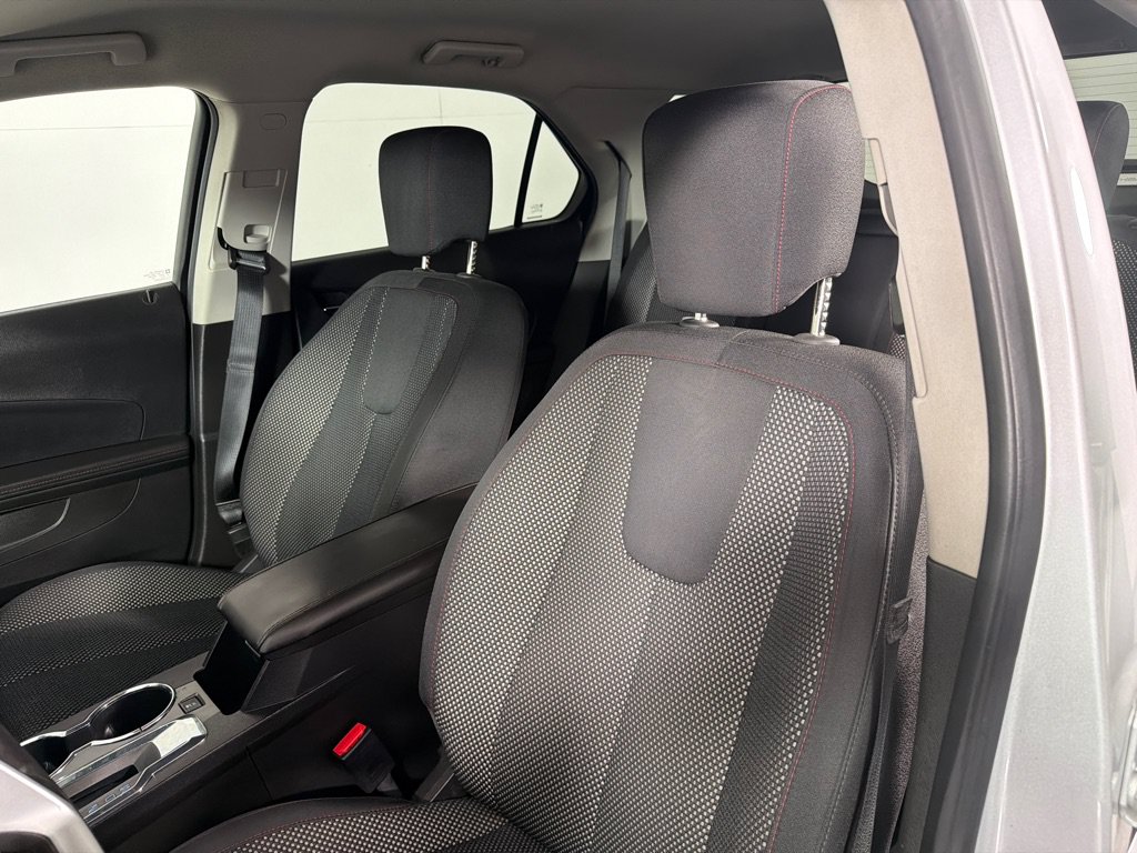 Used 2015 Chevrolet Equinox LT w/ Driver Convenience Package FWD image 11